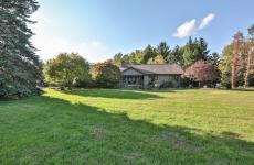 Embedded thumbnail for 10 Pine Creek Lane, Rochester, NY 14626
