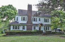 Embedded thumbnail for 141 Browncroft Boulevard