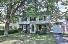 Embedded thumbnail for 315 Bonnie Brae Avenue