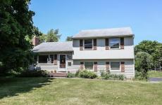 Embedded thumbnail for 145 Danforth Crescent