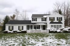 Embedded thumbnail for 2 Barnswallow Dr, Pittsford, NY 14534