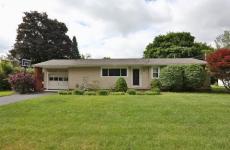 Embedded thumbnail for 6 Francis Dr, Penfield, NY 14526