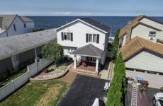 Embedded thumbnail for 2322 Edgemere Drive