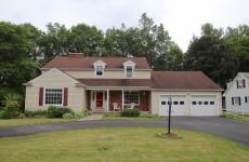 Embedded thumbnail for 123 Holiday Lane, Canandaigua, NY 14424